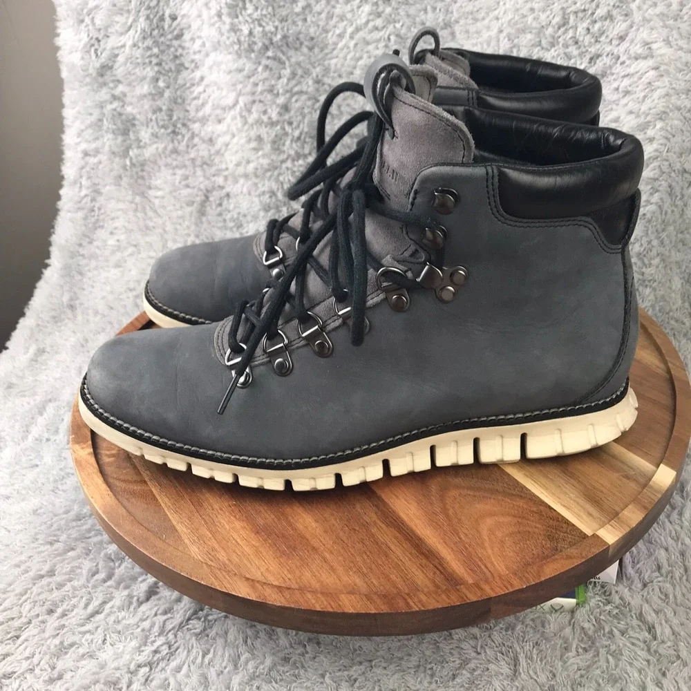 Cole Haan ZeroGrand Chukka Boots Mens 7.5M Gray Suede Water Resistant‎ Hiking